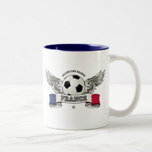 Tasse de défenseur d'équipe nationale du football