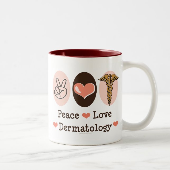 Tasse de dermatologie d'amour de paix (Droit)