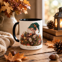 Tasse de gnome de forêt automnale avec feuilles et