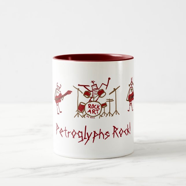 Tasse de groupe de rock de Petroglyhs (Centre)
