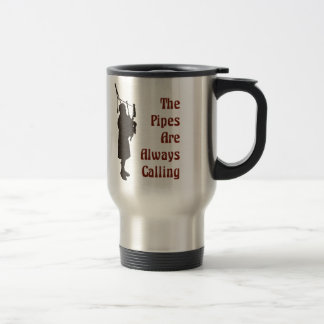 Tasse de joueur de cornemuse - les tuyaux