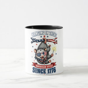 Tasse de la fête de l'Indépendance avec un opossum