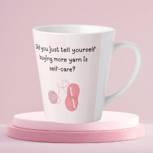 Tasse de latte drôle « Acheter du fil est un soin 