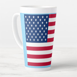 Tasse de latte du parti patriotique