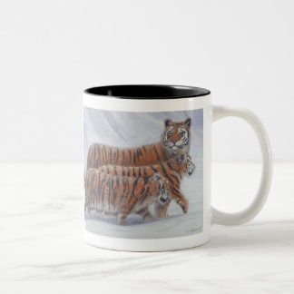 Tasse de maman de tigre et de café de CUB