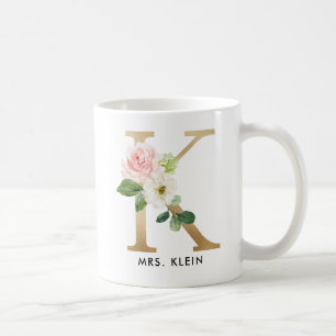Tasse de monogramme, monogramme floral K, cadeau