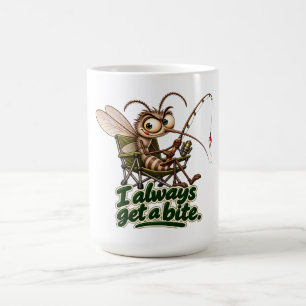 Tasse de moustique de pêche drôle