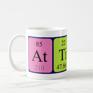 Tasse de nom de table périodique d'Atticus