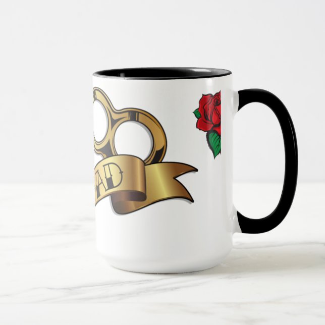 Tasse de PAPA de tatouage d'articulations en (Droite)