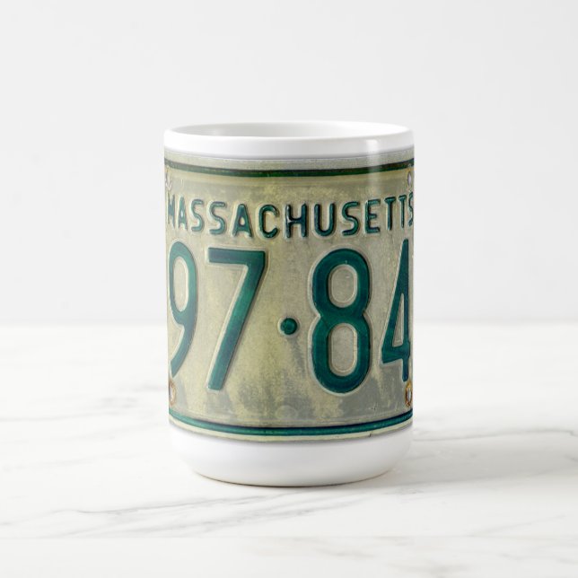 Tasse de plaque minéralogique du Massachusetts (Centre)