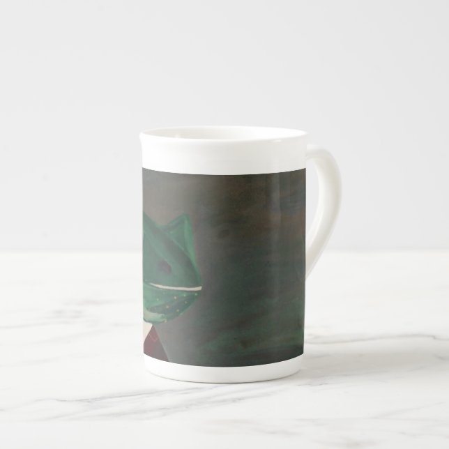 Tasse de porcelaine tendre de grenouille de (Devant droit)