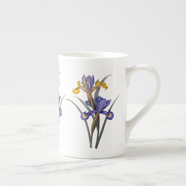 Tasse de porcelaine tendre de Redoute d'iris de (Droite)