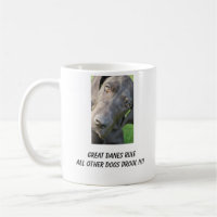 Tasse de règle de grands Danois