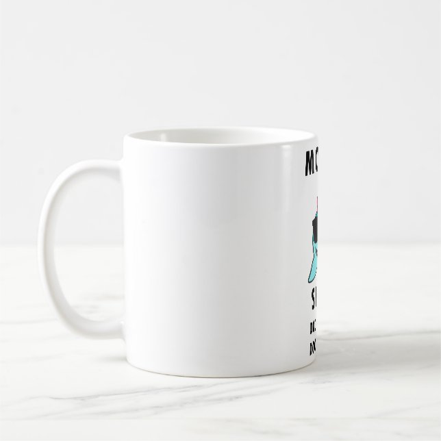 Tasse de requin de maman, tasse drôle de requin de (Gauche)