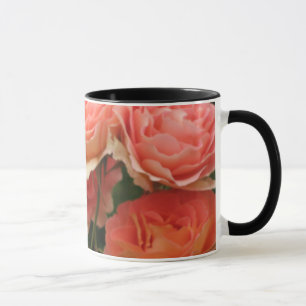 Tasse de roses de pêche