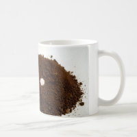 Tasse de saleté de corrompre