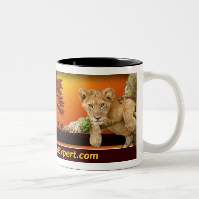 Tasse de scène de safari avec le lion CUB et le (Droit)