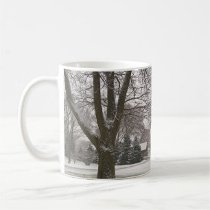 Tasse de scène d'hiver
