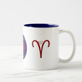 Tasse de symbole de zodiaque de Bélier