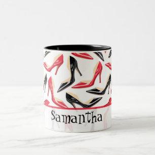 Tasse de tasse de café des chaussures des femmes
