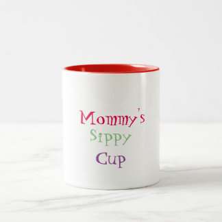 Tasse de tasse de Sippy de la maman