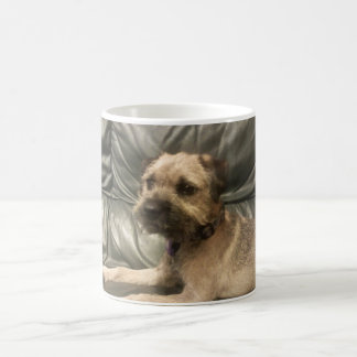 tasse de terrier de frontière