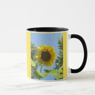 Tasse de tournesol bonjour