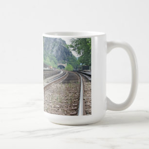 Tasse de voies ferrées du ferry WV de harpistes