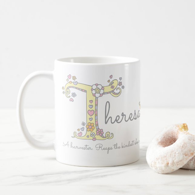 Tasse décorative de monogramme de la signification (Avec donut)