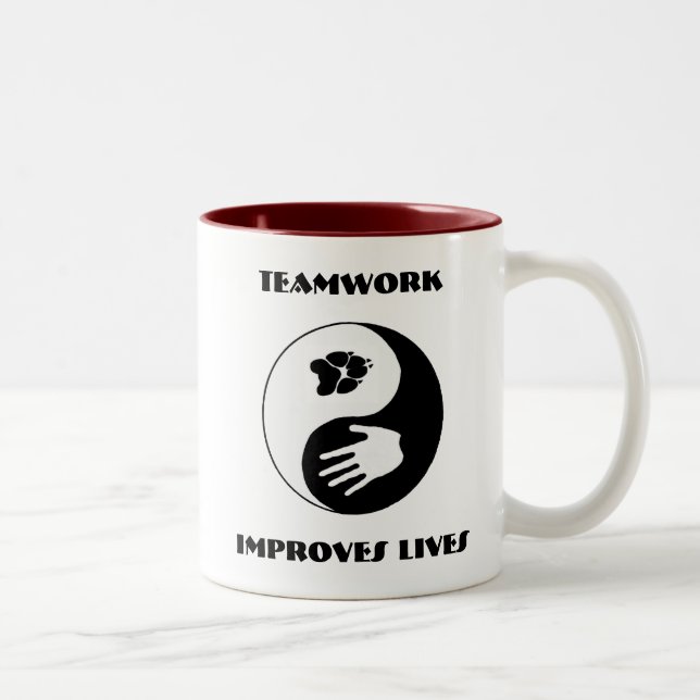 Tasse d'équipe de secours de la recherche une (Droit)