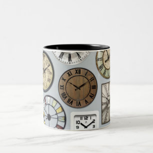 TASSE "DER CLOCK WATCHER" ODER 5 O'CLOCK ÜBERALL