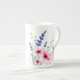 Tasse der Knochen-China - Rosa und violette Blumen