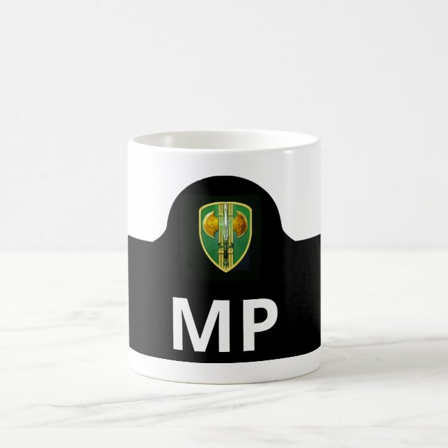 Tasse der Militärpolizei (Mittel)