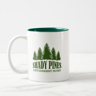 Tasse der schattigen Pines