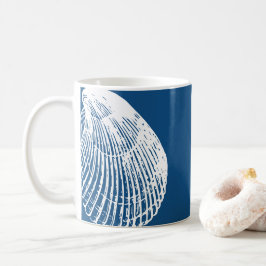 Tasse der Vintagen Muschel des Clam