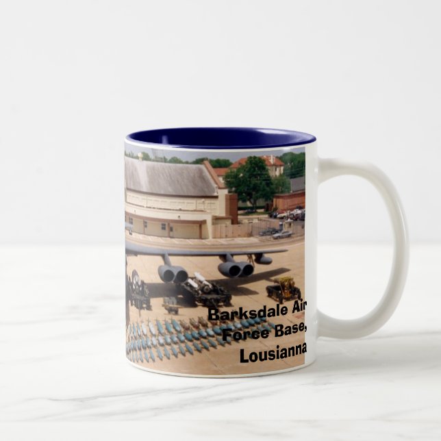 Tasse der vollen Arm-B52 (Rechts)
