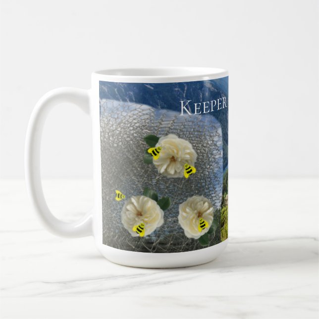 Tasse des Bienenkaffees (Links)