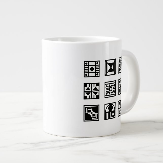 Tasse des geometrischen Stammmusters (Vorderseite Rechts)