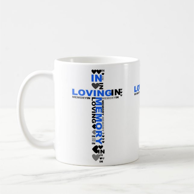 Tasse des Kaffeecups im Beileid des Gedächtnisses (Links)