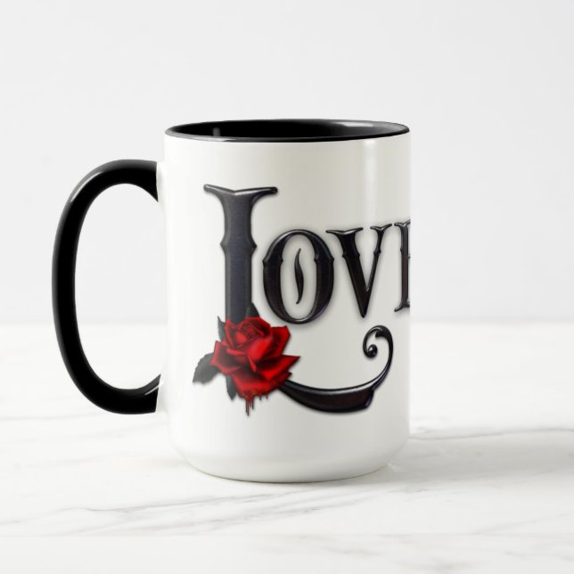 Tasse des Kaffees, gotische Liebe (Links)