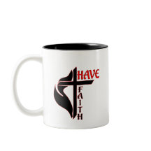 Tasse des Kaffees hat Vertrauen