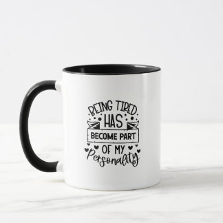 Tasse des Kaffees mit lustigem Zitat - Doppelseiti