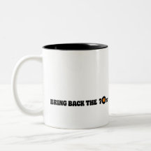 Tasse des Kaffees zurück in die 70er Jahre