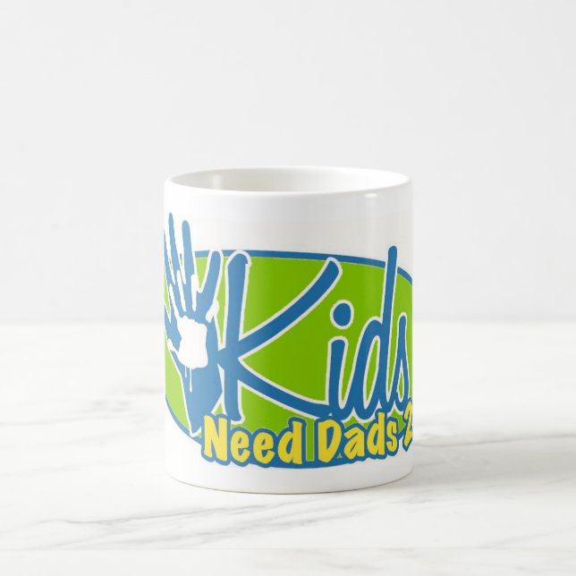 Tasse des papas 2 du besoin d'enfants (Centre)