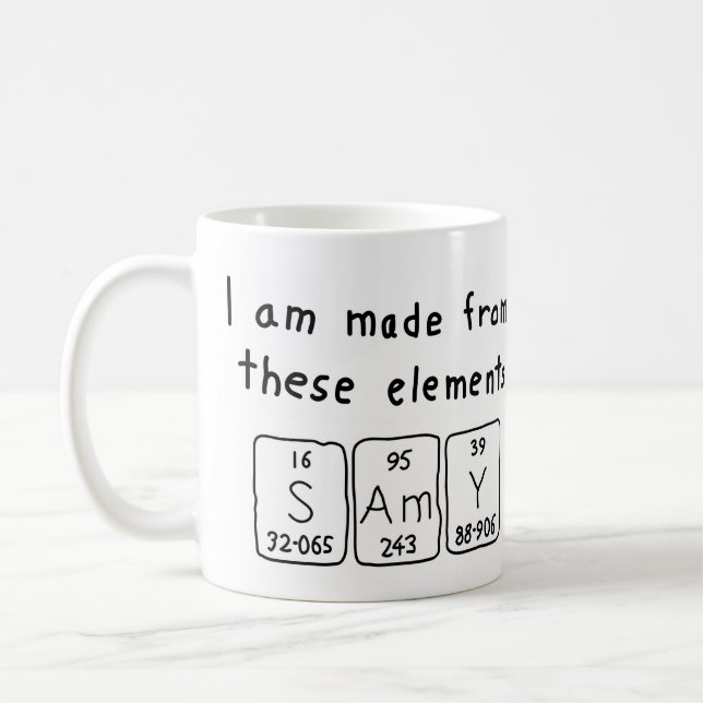 Tasse des periodischen Tabellennamens Samy (Links)