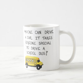 Tasse des Schulbusfahrers mit Angebot