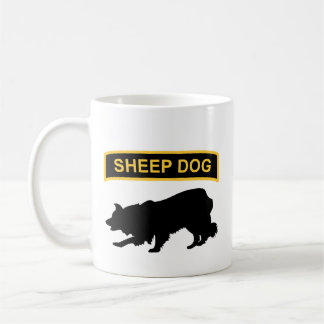 Tasse d'étiquette de chien de berger