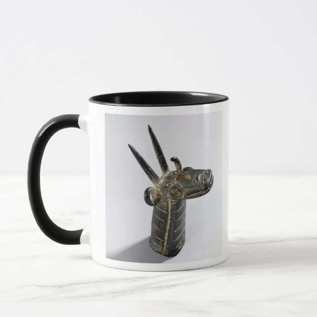 Tasse Dragon, symbole du dieu Marduk, défunt pe assyrien (Gauche)