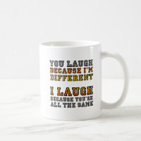 Tasse drôle de rire différent