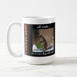 Tasse drôle d'écureuil, oh des écrous, est-ce